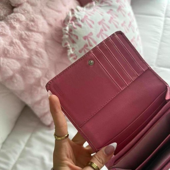 Y2K Coach Barbie Pink Monogram Wallet Turlock - Picture 6 of 7